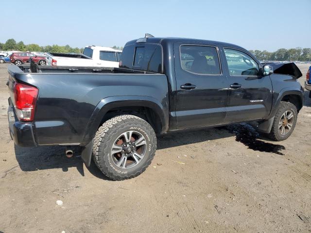 Photo 2 VIN: 5TFCZ5AN0HX068585 - TOYOTA TACOMA DOU 