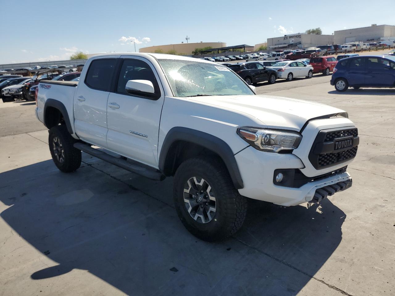 Photo 3 VIN: 5TFCZ5AN0HX106512 - TOYOTA TACOMA 