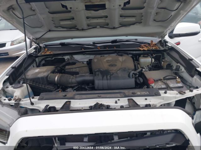 Photo 9 VIN: 5TFCZ5AN0HX113198 - TOYOTA TACOMA 