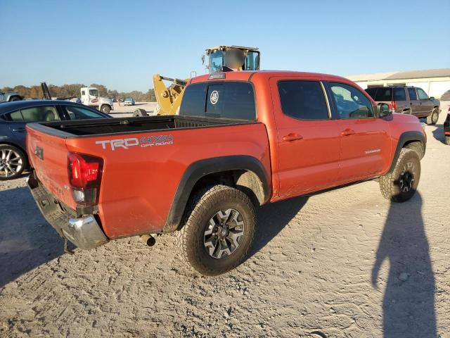 Photo 2 VIN: 5TFCZ5AN0JX140522 - TOYOTA TACOMA DOU 