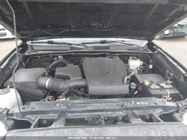 Photo 9 VIN: 5TFCZ5AN0JX152945 - TOYOTA TACOMA 