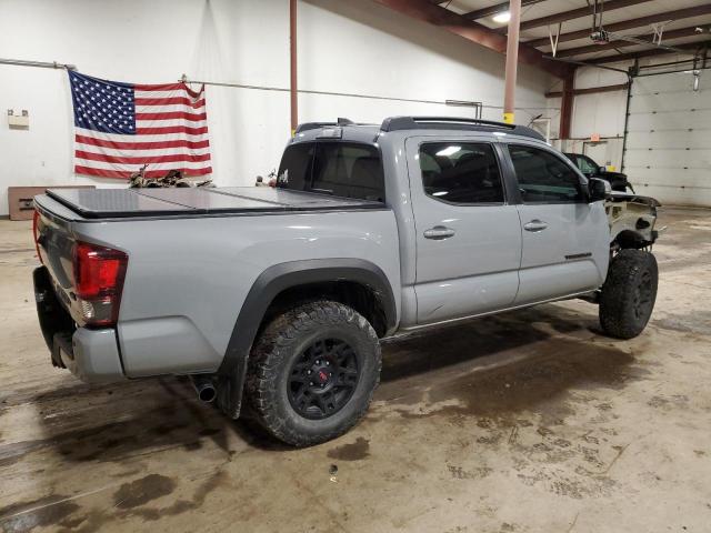 Photo 2 VIN: 5TFCZ5AN0JX158972 - TOYOTA TACOMA 