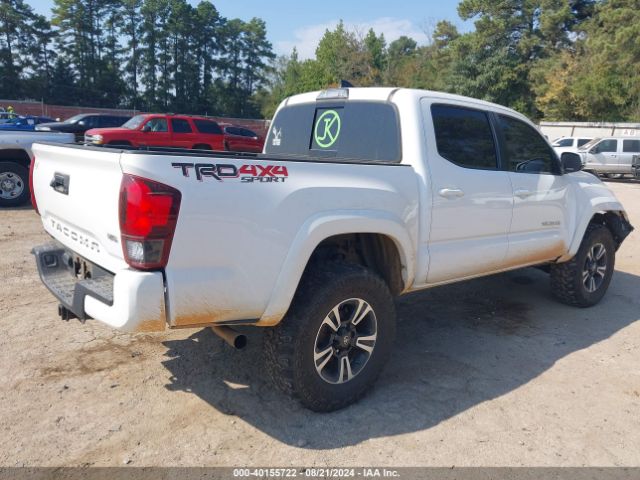 Photo 3 VIN: 5TFCZ5AN0JX163993 - TOYOTA TACOMA 