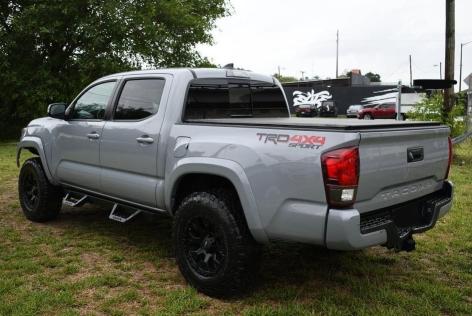 Photo 2 VIN: 5TFCZ5AN0JX164898 - TOYOTA TACOMA 