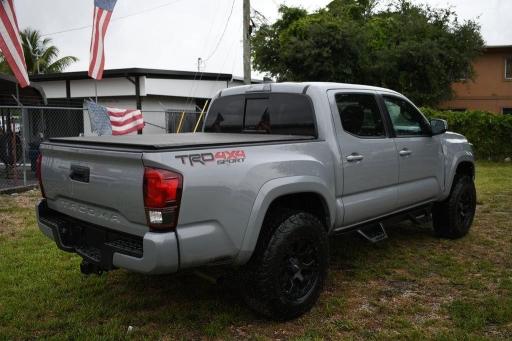 Photo 3 VIN: 5TFCZ5AN0JX164898 - TOYOTA TACOMA 