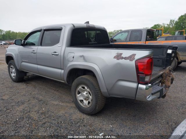 Photo 2 VIN: 5TFCZ5AN0KX172730 - TOYOTA TACOMA 