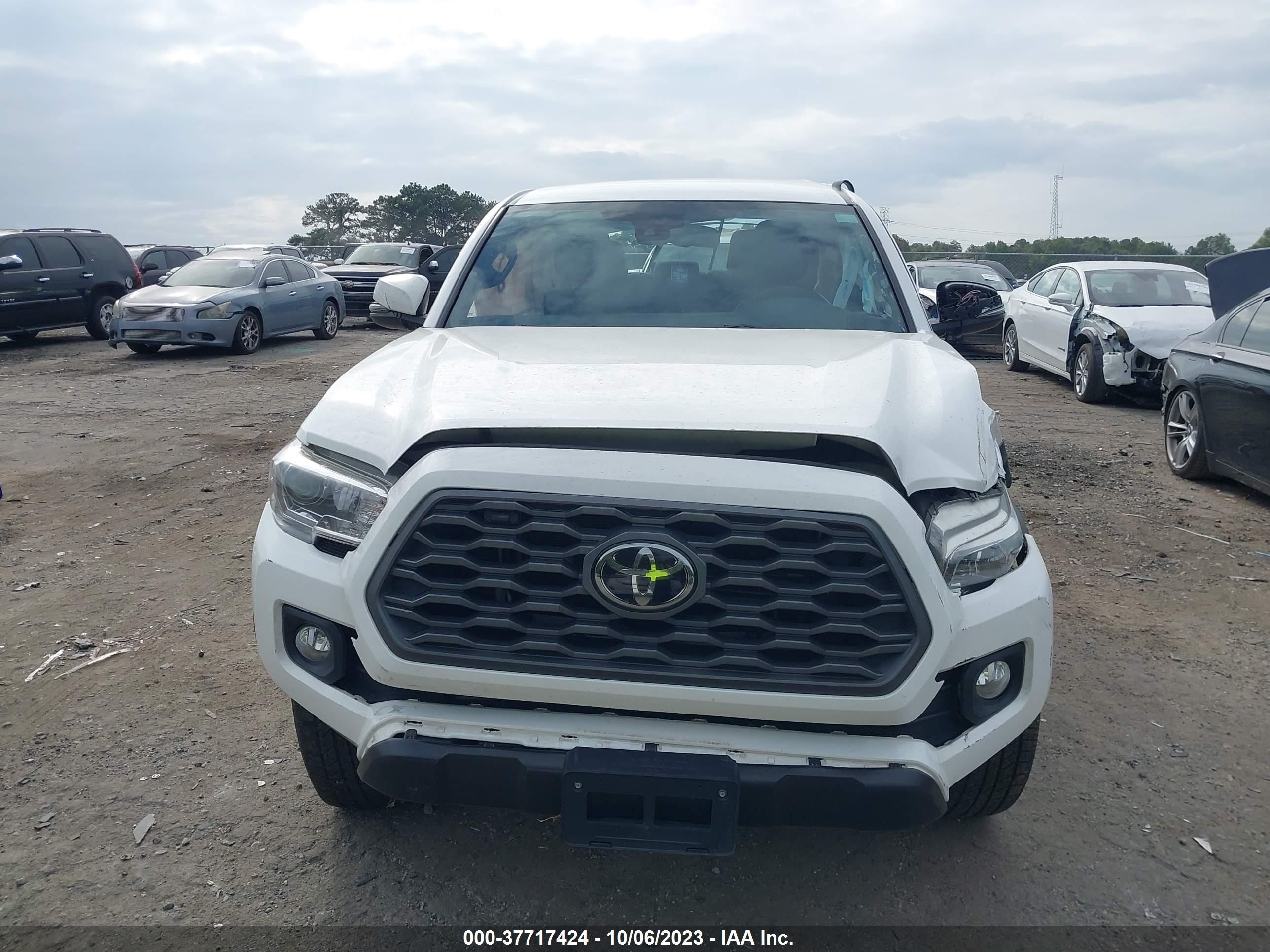 Photo 11 VIN: 5TFCZ5AN0LX230532 - TOYOTA TACOMA 