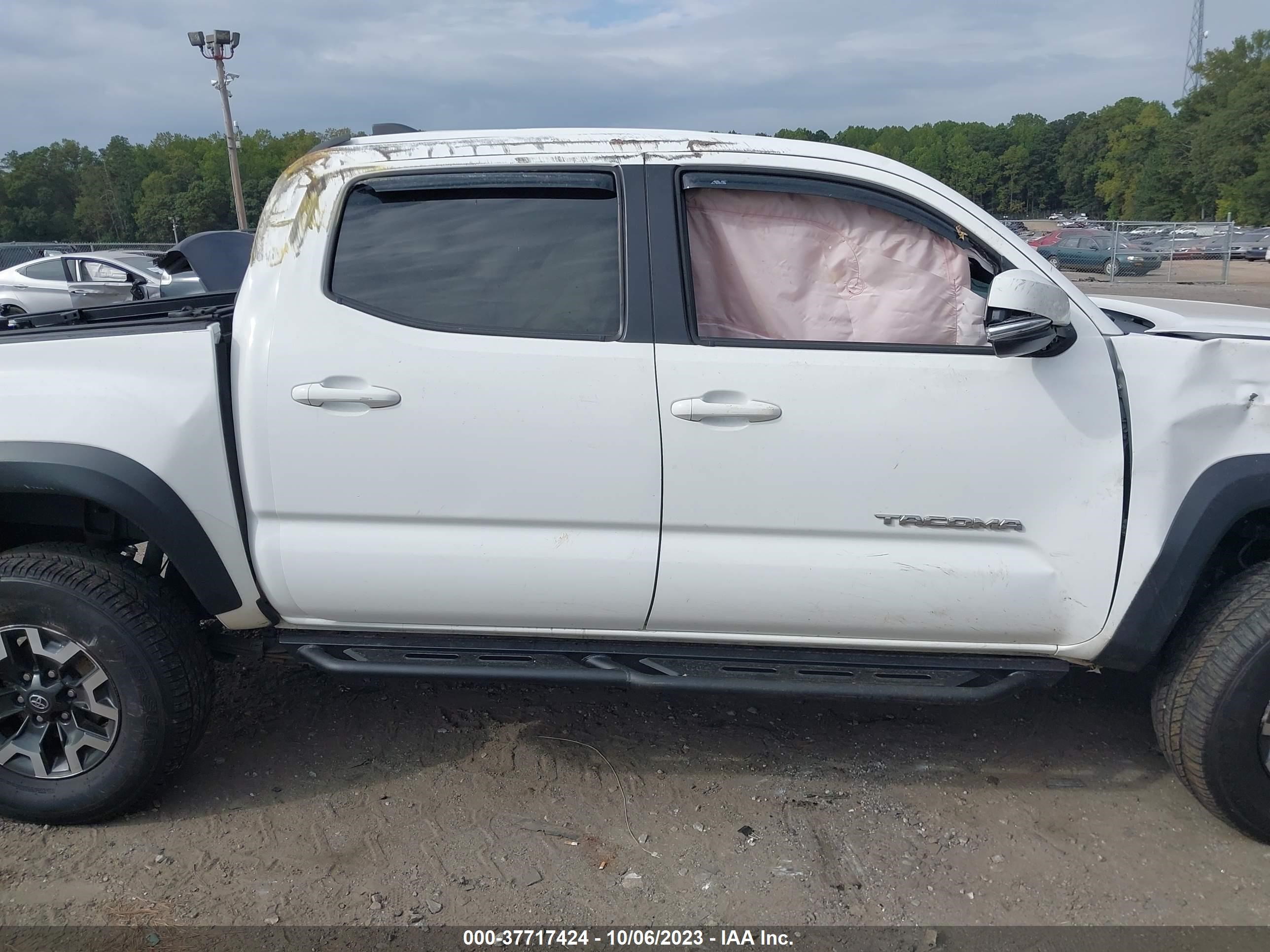 Photo 12 VIN: 5TFCZ5AN0LX230532 - TOYOTA TACOMA 