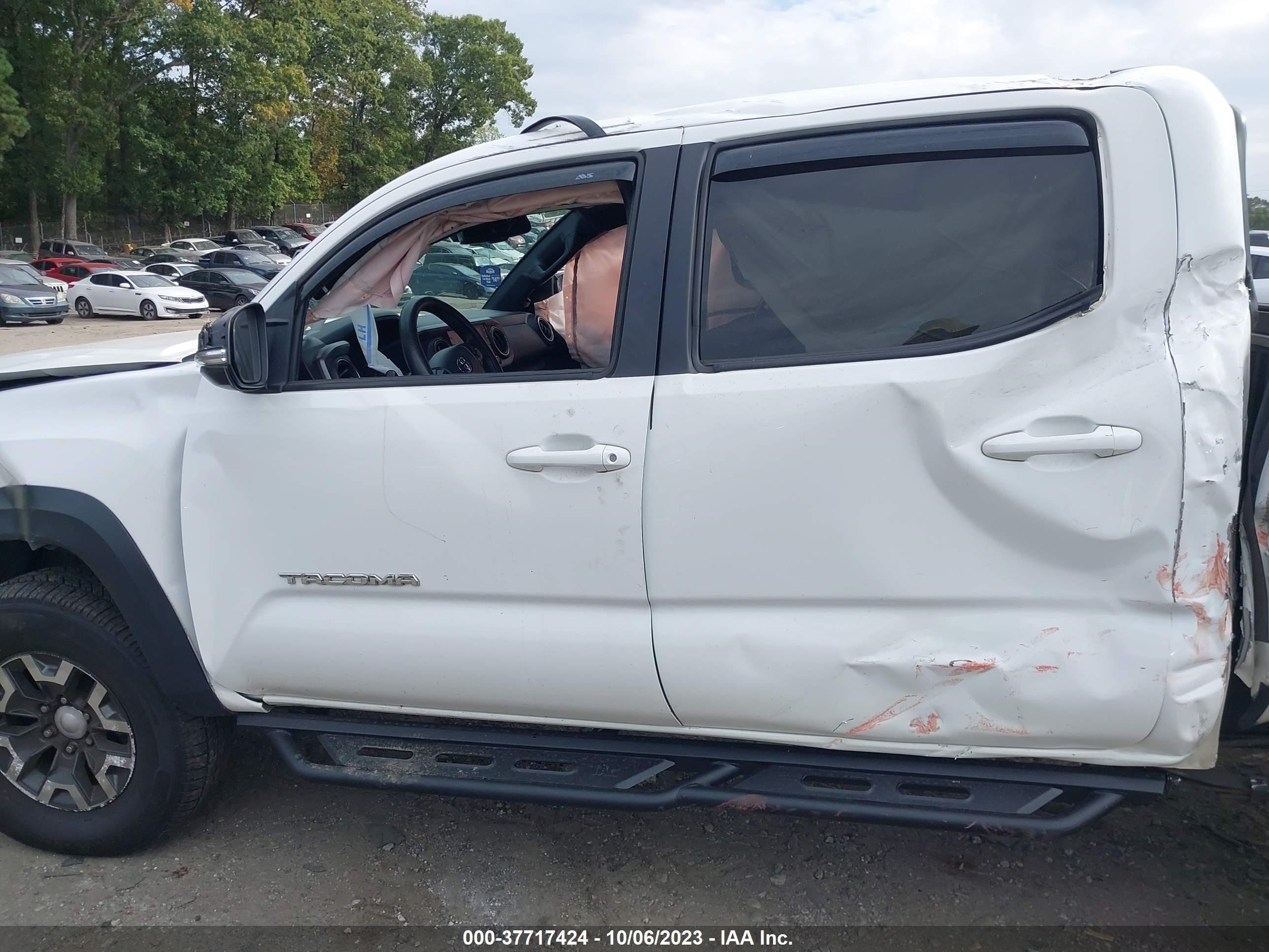 Photo 13 VIN: 5TFCZ5AN0LX230532 - TOYOTA TACOMA 