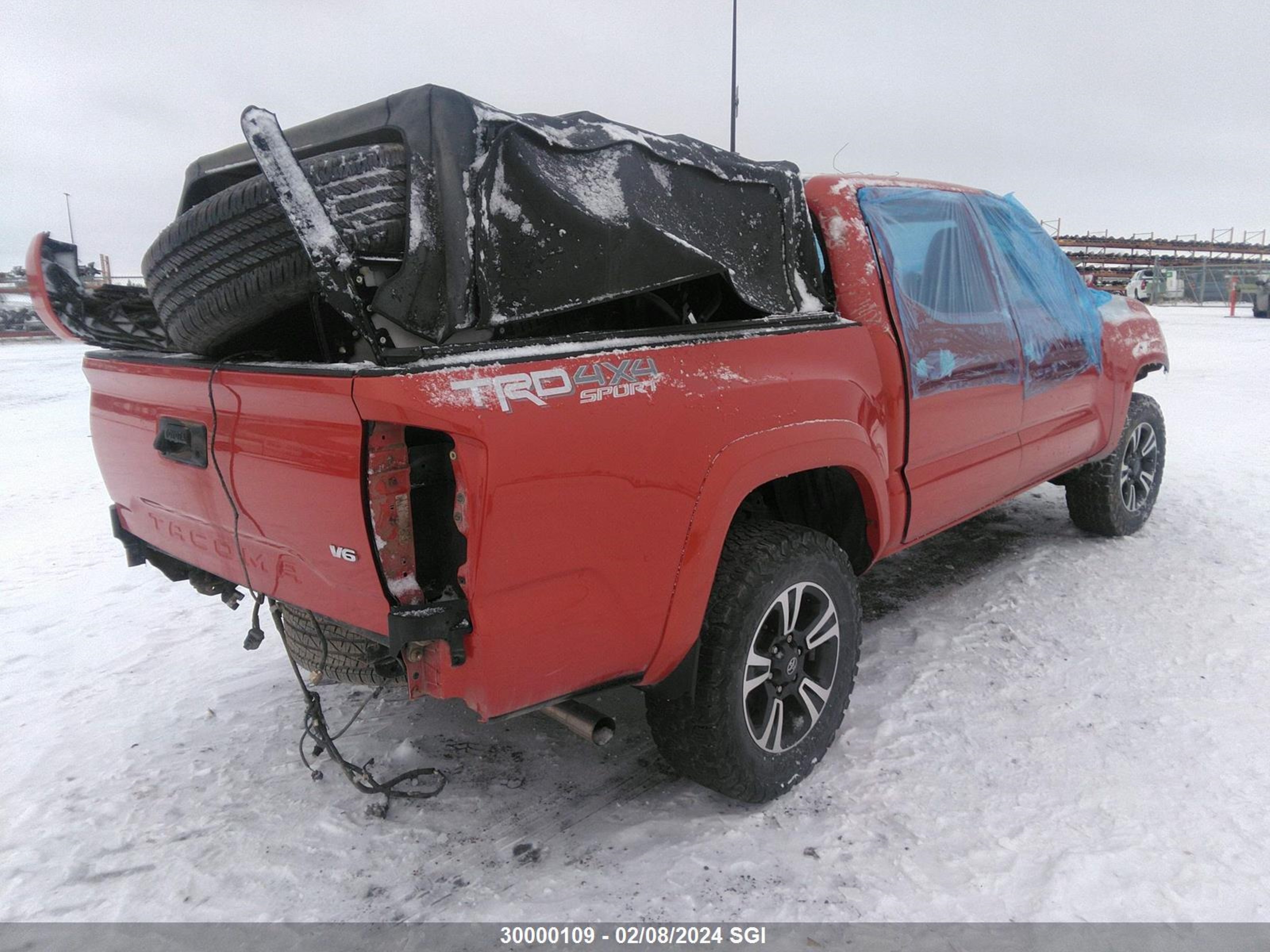 Photo 3 VIN: 5TFCZ5AN1GX019104 - TOYOTA TACOMA 