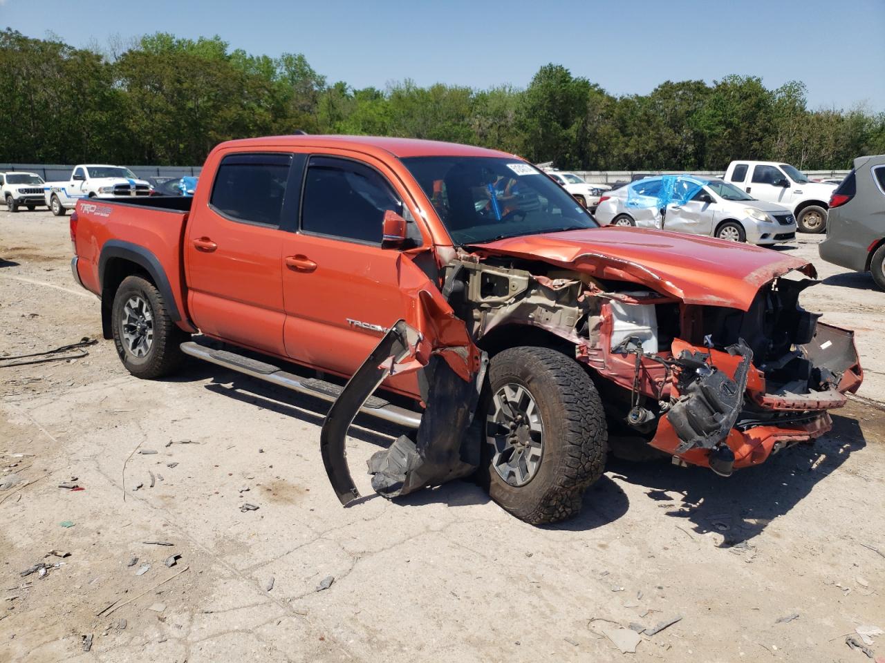 Photo 3 VIN: 5TFCZ5AN1GX027607 - TOYOTA TACOMA 