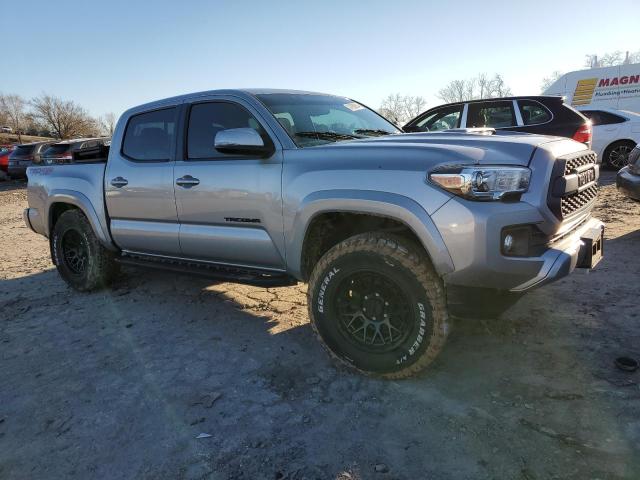 Photo 3 VIN: 5TFCZ5AN1GX028322 - TOYOTA TACOMA 