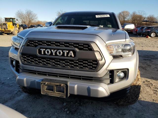 Photo 4 VIN: 5TFCZ5AN1GX028322 - TOYOTA TACOMA 