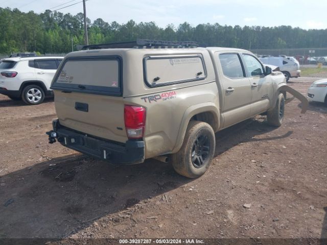 Photo 3 VIN: 5TFCZ5AN1HX049818 - TOYOTA TACOMA 