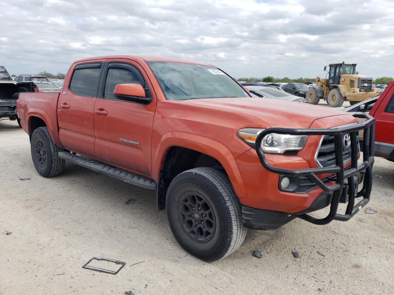 Photo 3 VIN: 5TFCZ5AN1HX050547 - TOYOTA TACOMA 