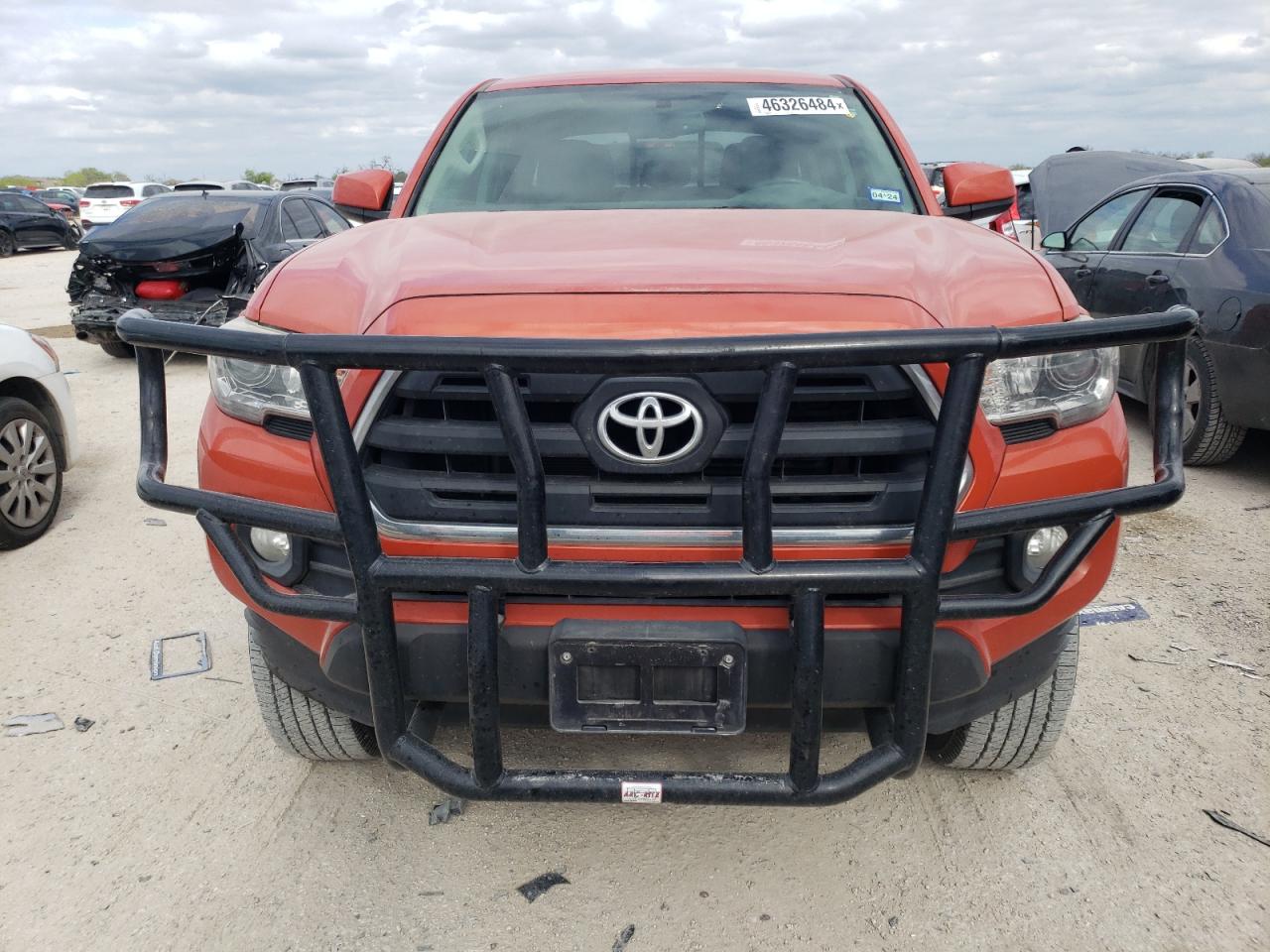 Photo 4 VIN: 5TFCZ5AN1HX050547 - TOYOTA TACOMA 