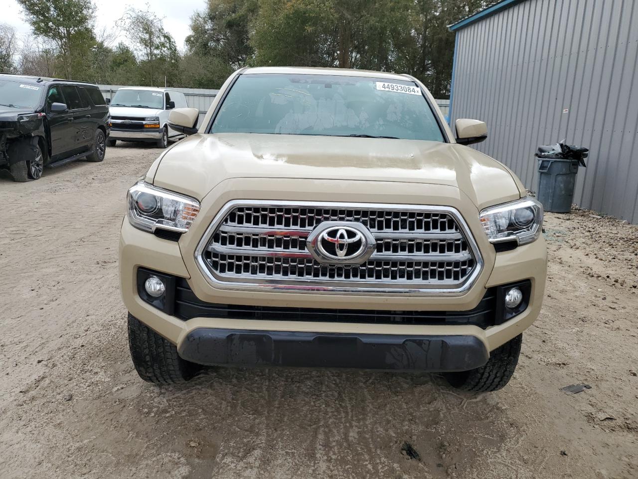 Photo 4 VIN: 5TFCZ5AN1HX057532 - TOYOTA TACOMA 