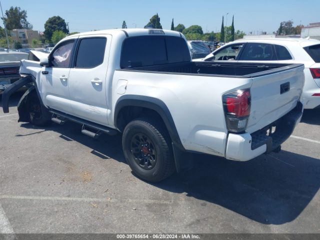 Photo 2 VIN: 5TFCZ5AN1HX070278 - TOYOTA TACOMA 