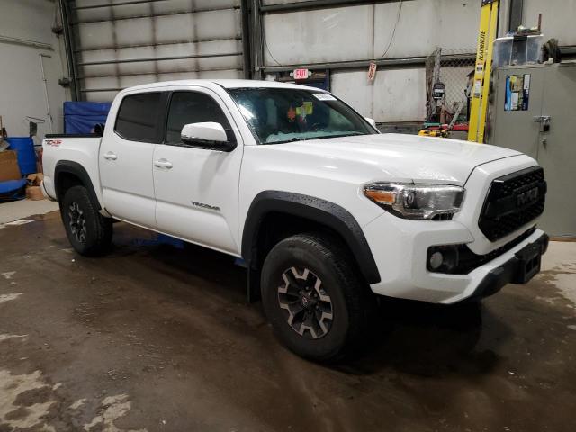 Photo 3 VIN: 5TFCZ5AN1HX102324 - TOYOTA TACOMA DOU 