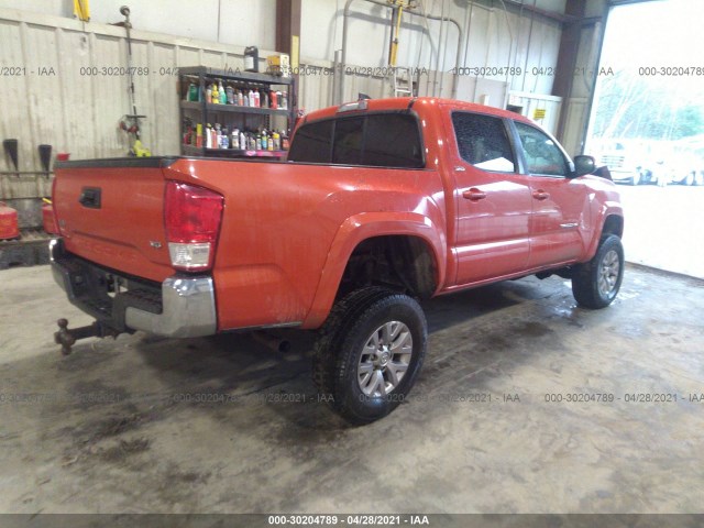 Photo 3 VIN: 5TFCZ5AN1HX111203 - TOYOTA TACOMA 