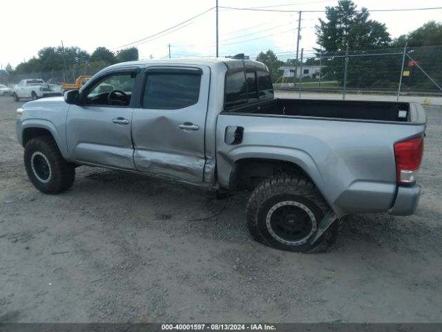 Photo 2 VIN: 5TFCZ5AN1HX121259 - TOYOTA TACOMA 