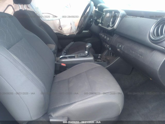 Photo 4 VIN: 5TFCZ5AN1JX132848 - TOYOTA TACOMA 