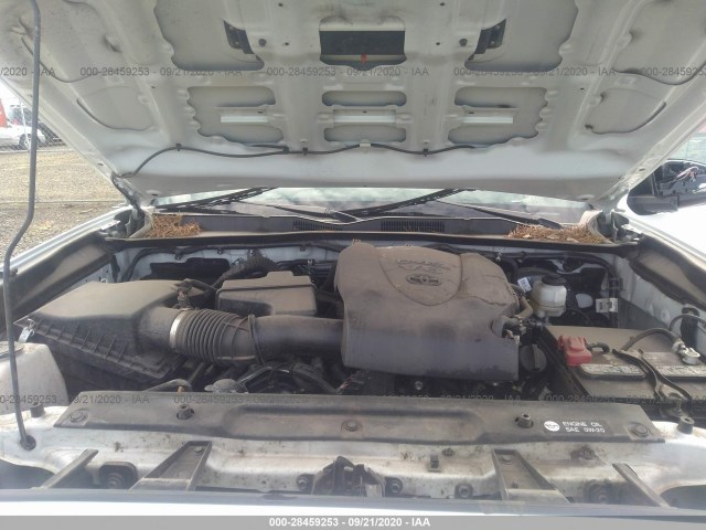 Photo 9 VIN: 5TFCZ5AN1JX132848 - TOYOTA TACOMA 