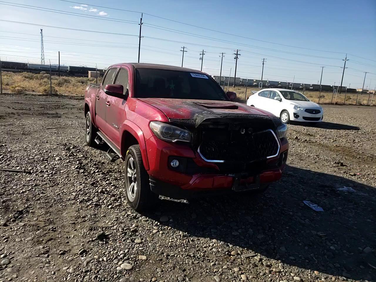 Photo 10 VIN: 5TFCZ5AN1JX142442 - TOYOTA TACOMA DOU 