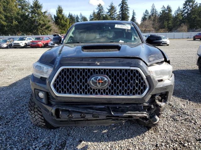 Photo 4 VIN: 5TFCZ5AN1JX146863 - TOYOTA TACOMA DOU 