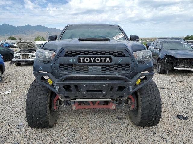 Photo 4 VIN: 5TFCZ5AN1KX186197 - TOYOTA TACOMA DOU 