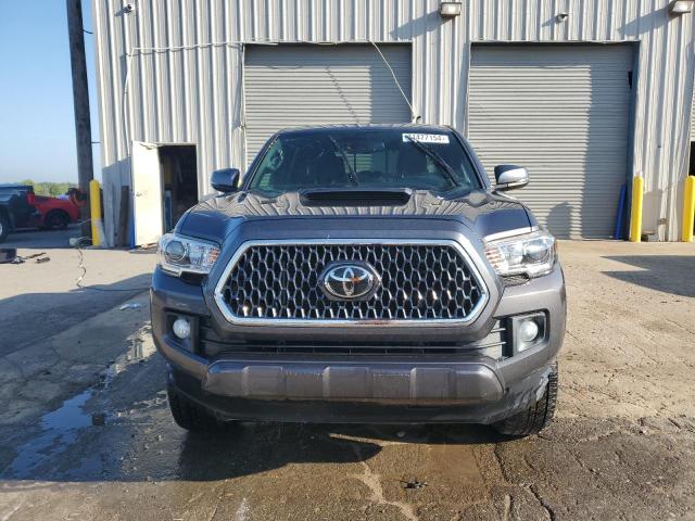 Photo 4 VIN: 5TFCZ5AN1KX188645 - TOYOTA TACOMA DOU 