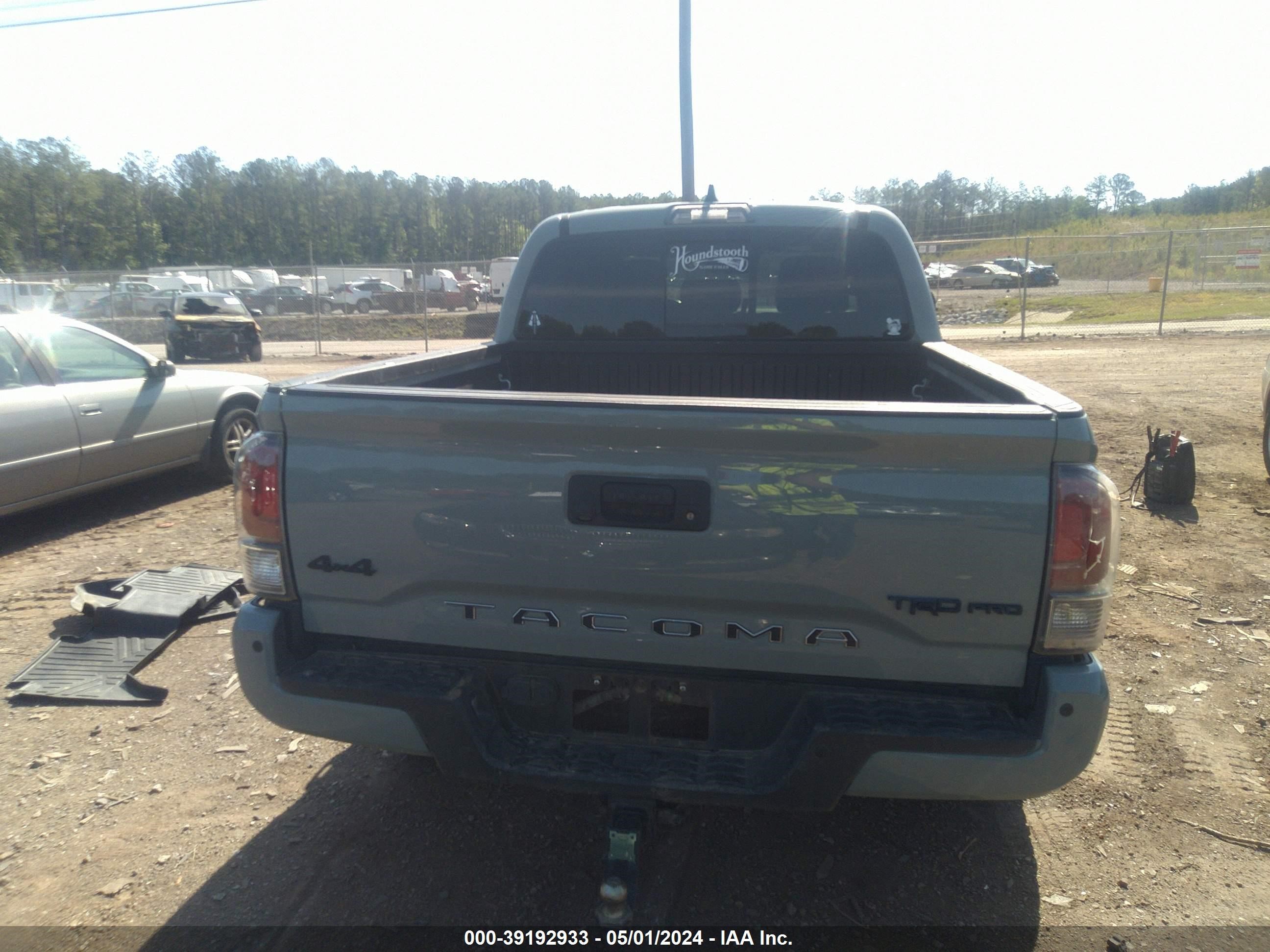 Photo 15 VIN: 5TFCZ5AN1MX265016 - TOYOTA TACOMA 