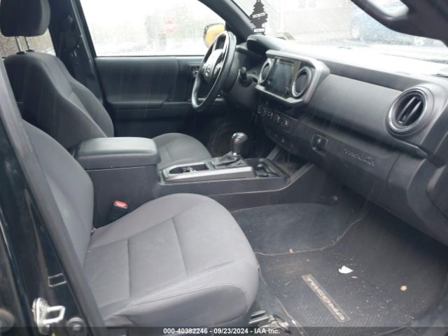 Photo 4 VIN: 5TFCZ5AN2GX017622 - TOYOTA TACOMA 