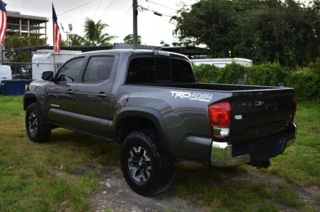 Photo 2 VIN: 5TFCZ5AN2HX109184 - TOYOTA TACOMA DOU 