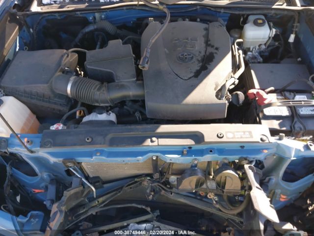 Photo 9 VIN: 5TFCZ5AN2JX125987 - TOYOTA TACOMA 