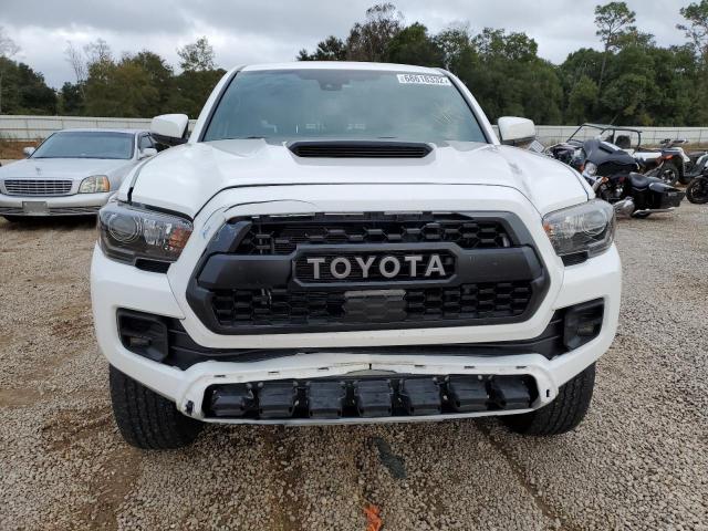 Photo 4 VIN: 5TFCZ5AN2JX129683 - TOYOTA TACOMA DOU 