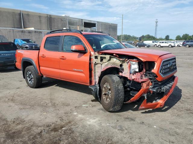 Photo 3 VIN: 5TFCZ5AN2JX152834 - TOYOTA TACOMA DOU 