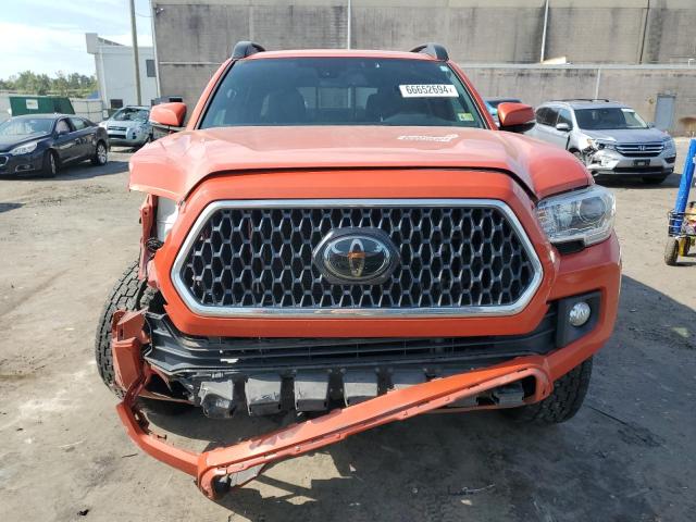 Photo 4 VIN: 5TFCZ5AN2JX152834 - TOYOTA TACOMA DOU 