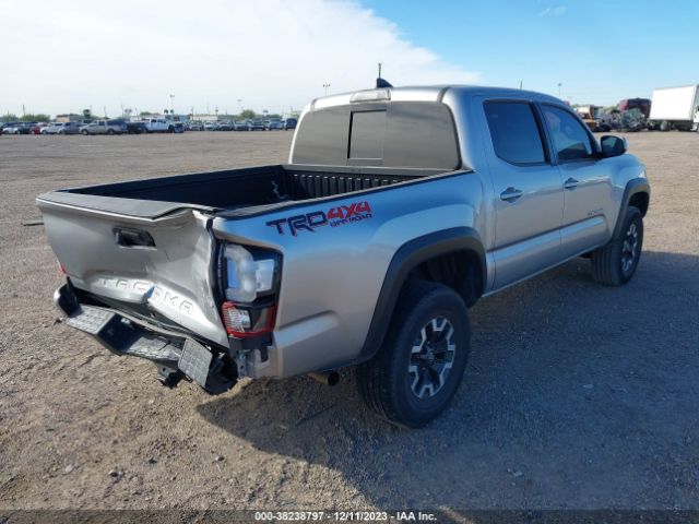 Photo 3 VIN: 5TFCZ5AN2KX181011 - TOYOTA TACOMA 