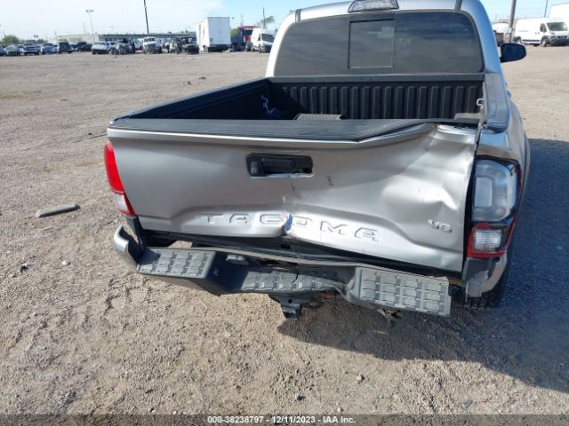 Photo 5 VIN: 5TFCZ5AN2KX181011 - TOYOTA TACOMA 