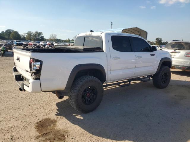 Photo 2 VIN: 5TFCZ5AN2KX188184 - TOYOTA TACOMA DOU 