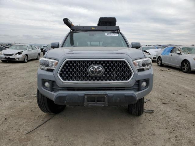 Photo 4 VIN: 5TFCZ5AN2KX190792 - TOYOTA TACOMA DOU 