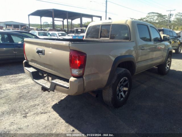 Photo 3 VIN: 5TFCZ5AN3GX011361 - TOYOTA TACOMA 