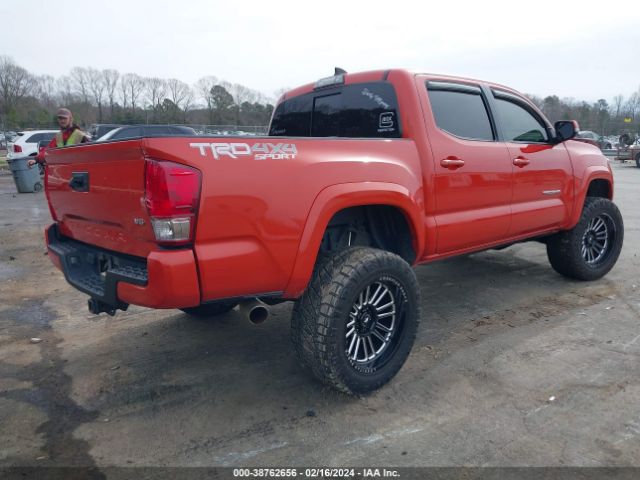 Photo 3 VIN: 5TFCZ5AN3HX049206 - TOYOTA TACOMA 