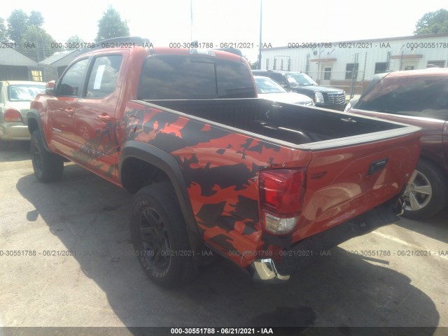 Photo 2 VIN: 5TFCZ5AN3HX079712 - TOYOTA TACOMA 