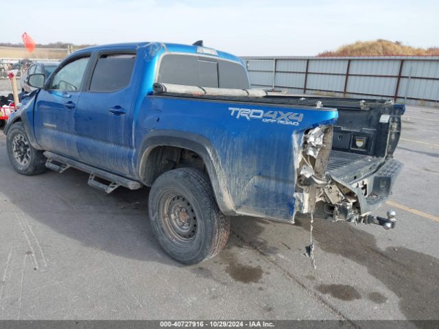 Photo 2 VIN: 5TFCZ5AN3HX105029 - TOYOTA TACOMA 