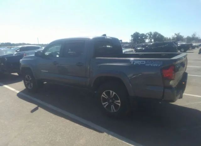 Photo 2 VIN: 5TFCZ5AN3JX127523 - TOYOTA TACOMA 