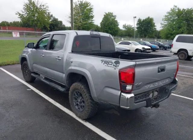 Photo 2 VIN: 5TFCZ5AN3JX132169 - TOYOTA TACOMA 