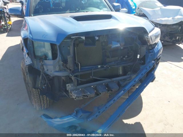 Photo 5 VIN: 5TFCZ5AN3JX145794 - TOYOTA TACOMA 