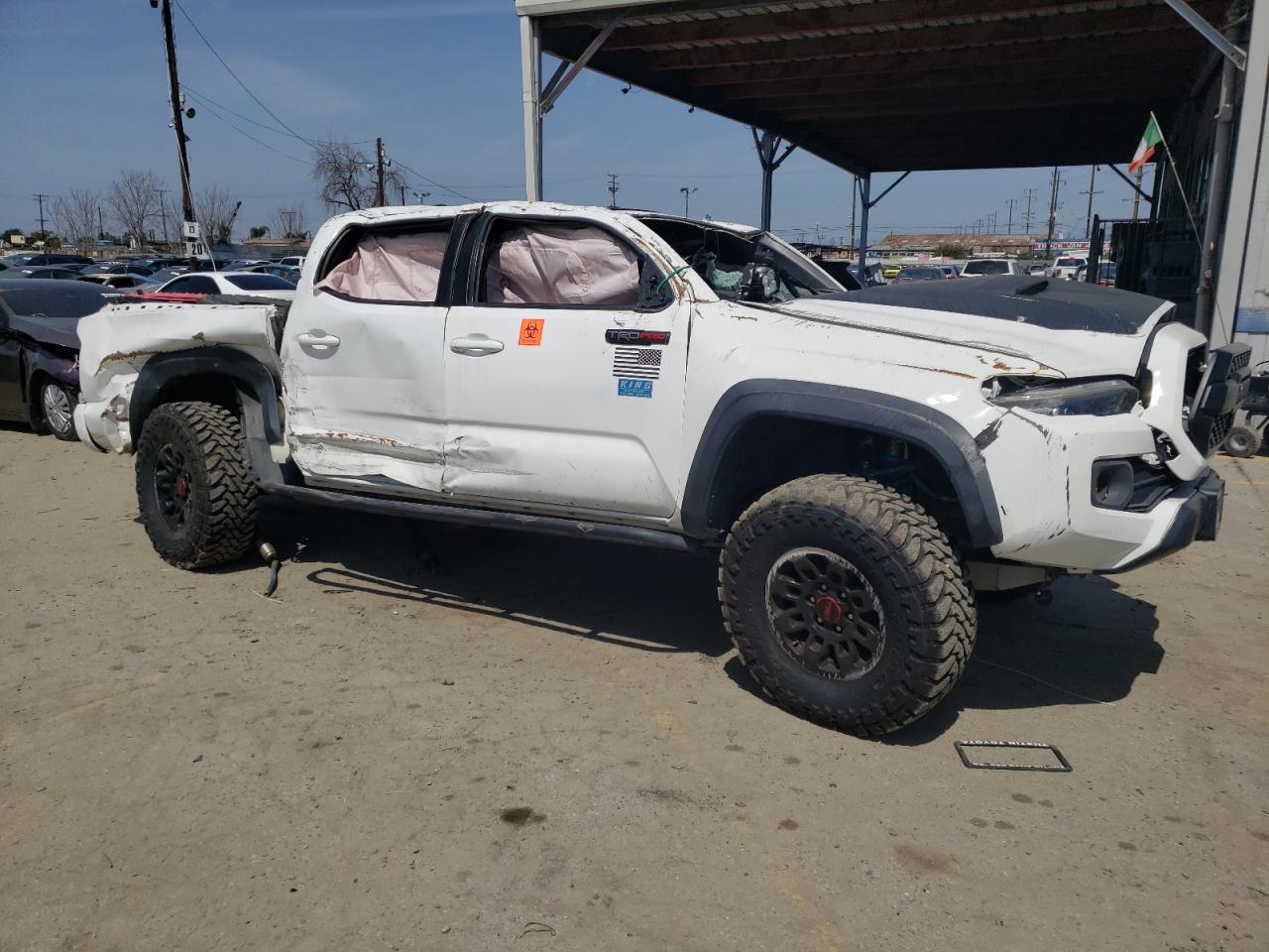 Photo 3 VIN: 5TFCZ5AN3KX210922 - TOYOTA TACOMA 